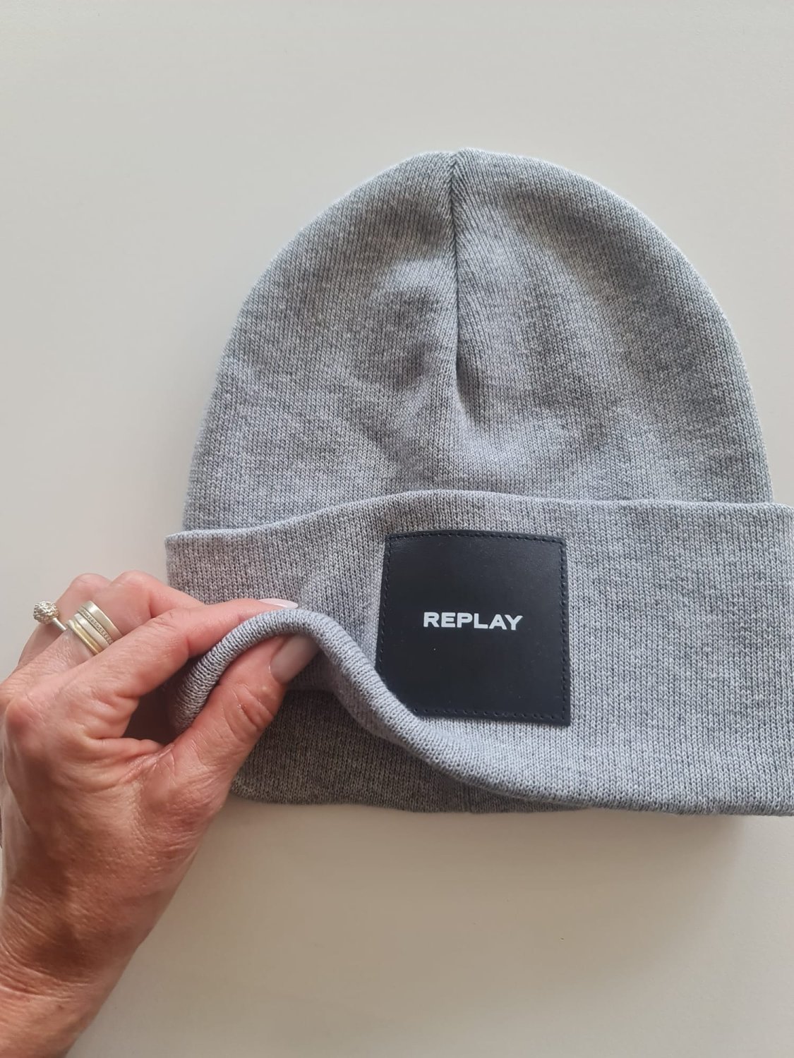 náhled Módní čepice Replay AX4167