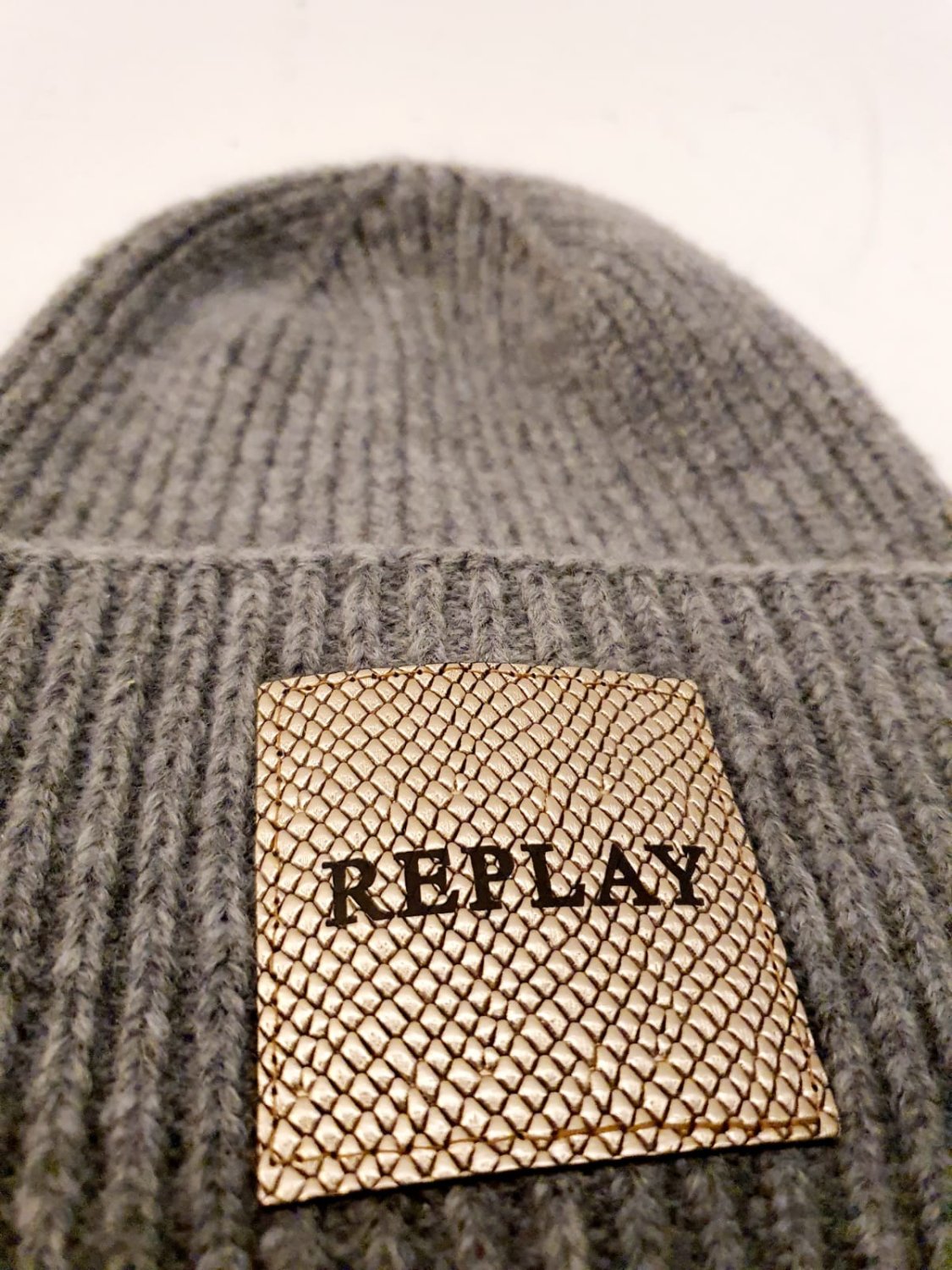 náhled Dámská čepice Replay AW4245