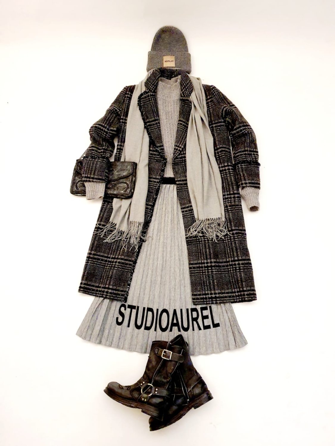 náhled Dámská čepice Replay AW4245