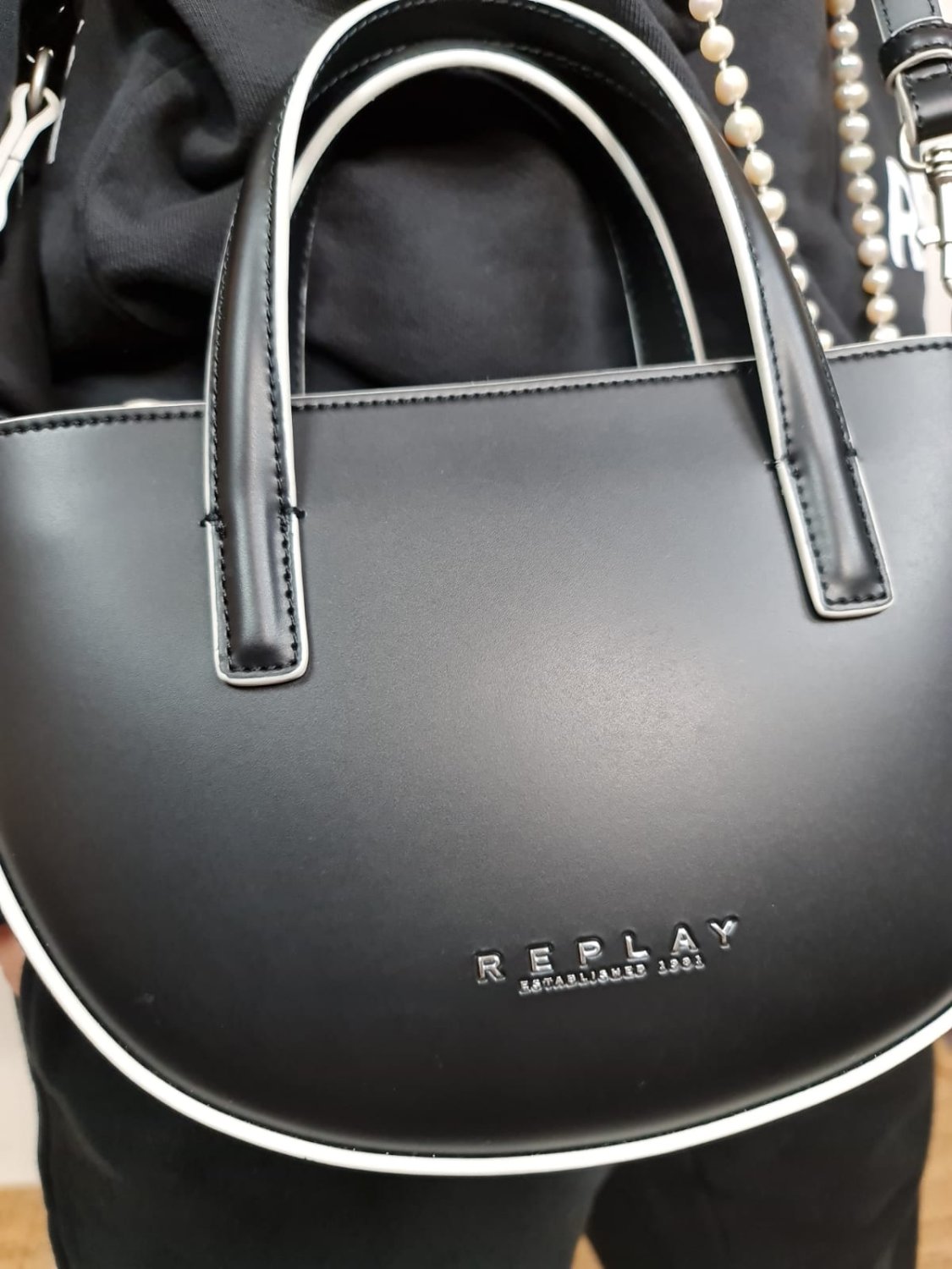 náhled Módní kabelka Replay FW3102