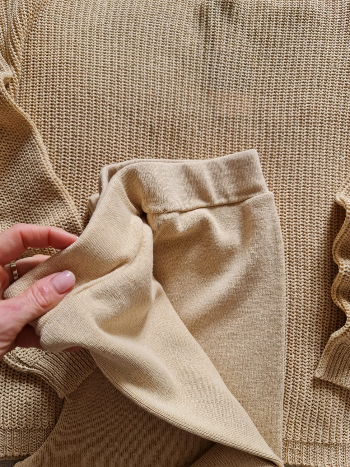 náhled Módní kalhoty Rinascimento CFM0010164003