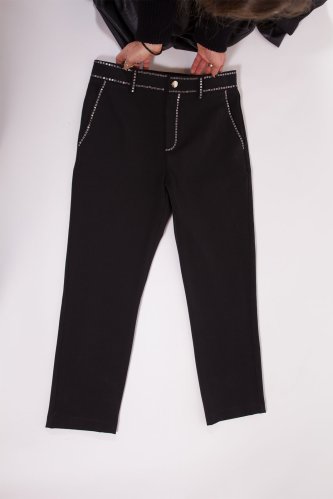 detail Dámský módní kostým Denny Rose