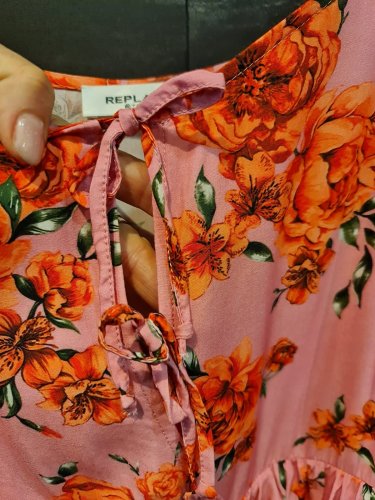 detail Módní šaty Replay W9613A