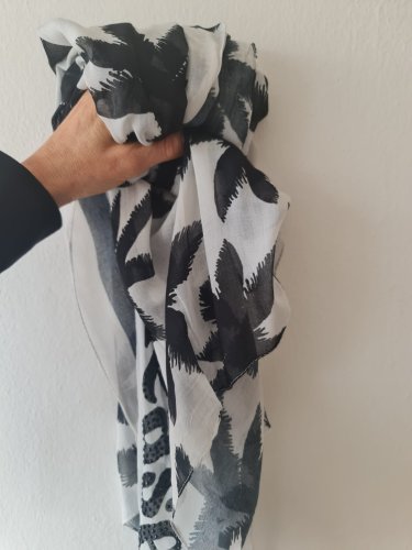 Módní šála Marc Aurel 9494 61328