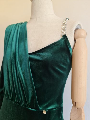 detail Módní šaty Rinscimento CFC0106681003