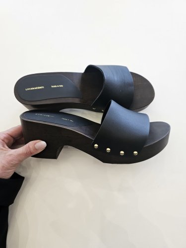 detail Módní dřeváky Liviana Conti A3SC96